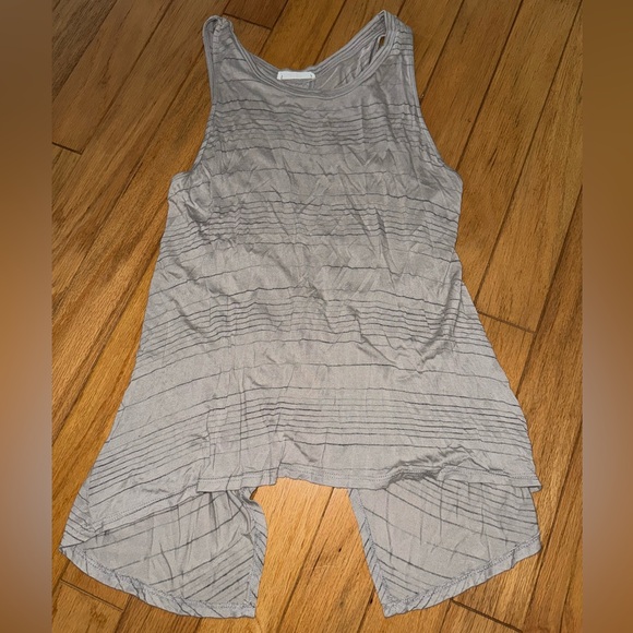 Boutique small tank top. Like new - Picture 1 of 3